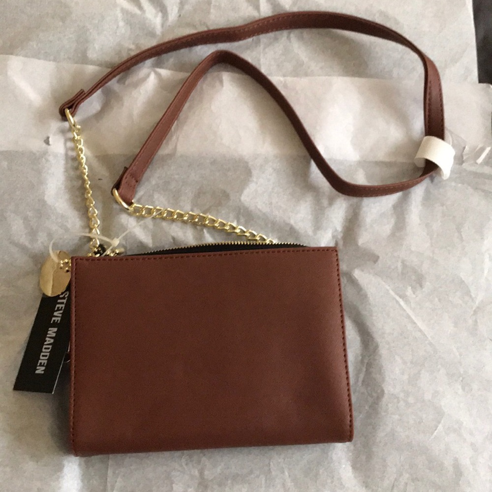 Steve Madden Bgreer Wallet on String - Picture 2 of 4